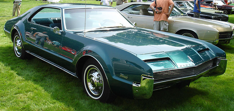 1966-Oldsmobile-Toronado